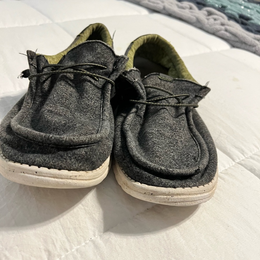 Hey Dudes slip-on Shoes size 14